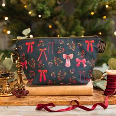 Bows &amp; Berries (Noir) Wash Bag