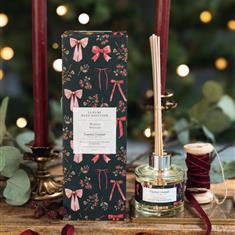 Winter Berries Diffuser Berries and Bows